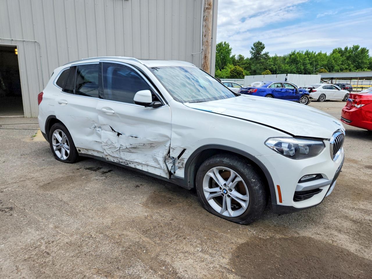 2019 BMW X3 VIN 5UXTR7C57KLF27359 COPART salvage auction — Side, TN - CERTIFICATE OF TITLE (P), sold $3,750 on 2026-06-30 (photo 4)