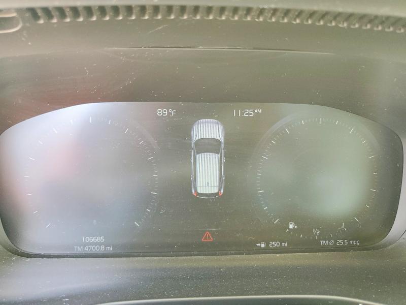 2020 Volvo Xc40 VIN YV4162UL1L2263283 COPART salvage auction — WATER/FLOOD, Oh - Cert Of Title-Salvage Flood, sold $5,300 on 2026-07-24 (photo 9)