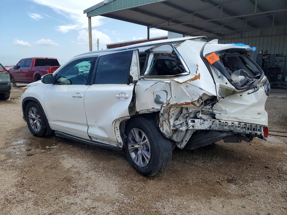 2015 Toyota Highlander VIN 5TDKKRFH3FS059635 COPART salvage auction — REAR END, Tx - Certificate Of Title, sold $1,950 on 2026-07-09 (photo 2)