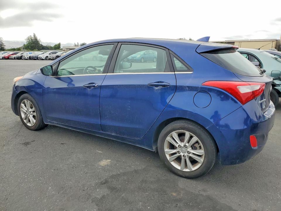 2013 Hyundai Elantra VIN KMHD35LE3DU025272 COPART salvage auction — MECHANICAL, CA - DIS/DLR/EXP ONLY CLEAN TITLE, sold $525 on 2026-07-02 (photo 2)