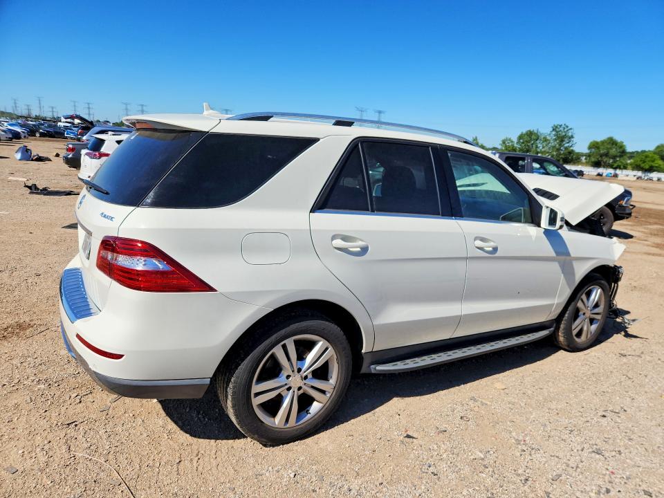 2013 Mercedes-benz M-klasse VIN 4JGDA5HB4DA206984 COPART salvage auction — FRONT END, Il - Salvage Certificate, sold $225 on 2026-07-28 (photo 3)