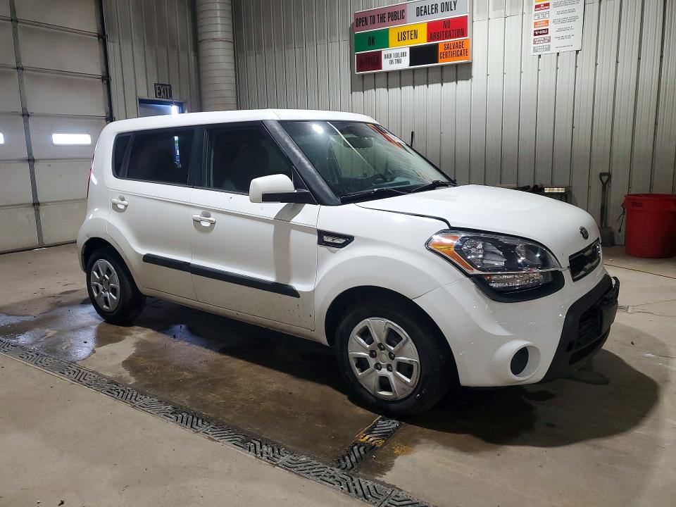 2013 Kia Soul VIN KNDJT2A5XD7492373 COPART salvage auction — FRONT END, PA - CERTIFICATE OF SALVAGE, sold $600 on 2026-07-02 (photo 4)