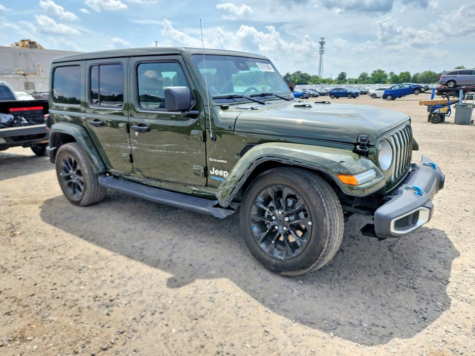 2022 Jeep Wrangler / VIN 1C4JJXP65NW271161 COPART salvage auction — SIDE, VA - CERT OF TITLE - SALVAGE, sold $13,200 on 2026-07-29 (photo 4)
