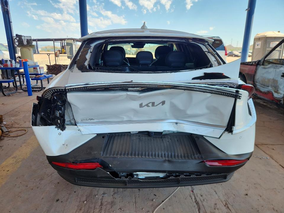 2024 Kia Ev6 VIN KNDC34LA8R5224844 COPART salvage auction — REAR END, Az - Cert Of Title - Salvage, sold $4,100 on 2026-07-28 (photo 6)