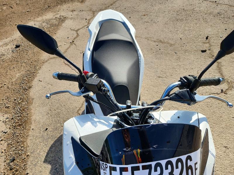 2022 Honda Pcx VIN RLHKF4702NY100288 COPART salvage auction — SIDE, Il - Salvage Certificate, sold $1,750 on 2026-07-16 (photo 5)