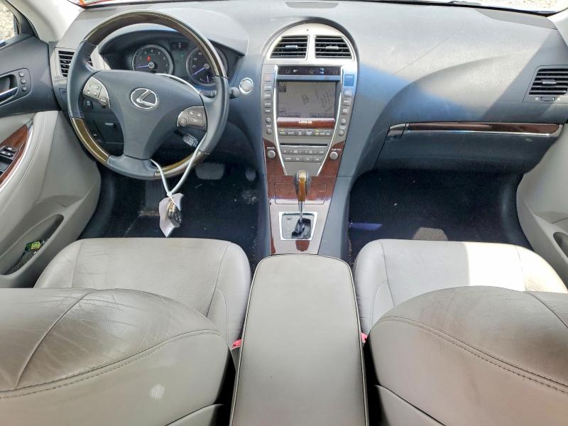 2010 Lexus ES VIN JTHBK1EG2A2362950 COPART salvage auction — MINOR DENT/SCRATCHES, Nj - Cert Of Title-Salvage, sold $4,250 on 2026-07-31 (photo 8)