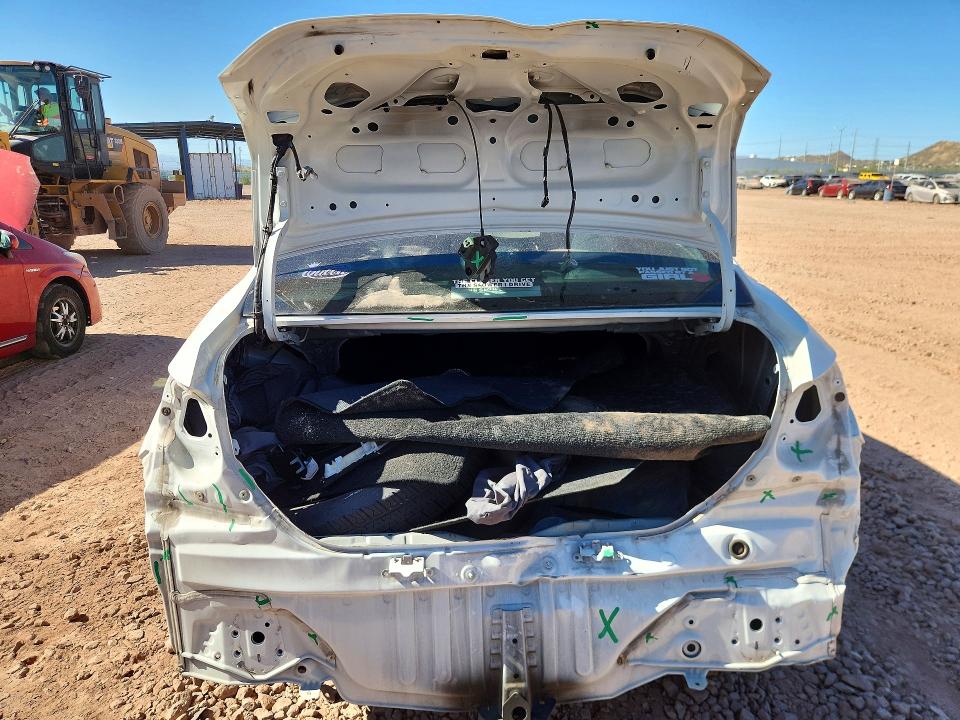 2017 Toyota Corolla VIN 2T1BURHE8HC961609 COPART salvage auction — REAR END, Az - Cert Of Title - Salvage, sold $3,300 on 2026-07-09 (photo 6)