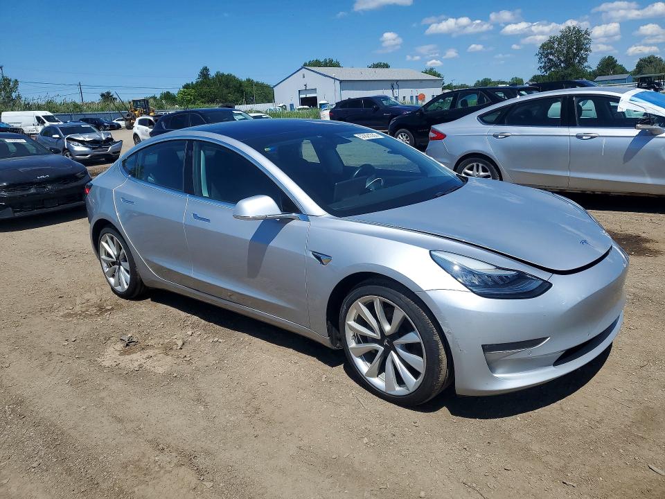 2018 Tesla Model 3 VIN 5YJ3E1EB5JF087654 COPART salvage auction — HAIL, Oh - Cert Of Title-Salvage, sold $7,700 on 2026-07-02 (photo 4)