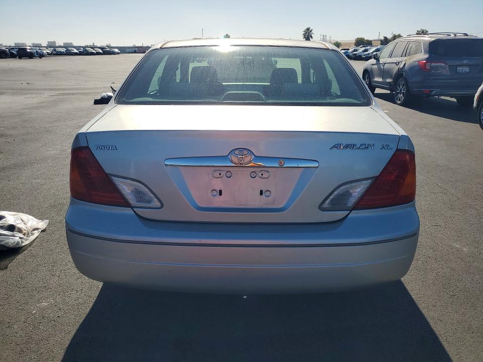2001 Toyota Avalon VIN 4T1BF28BX1U152916 COPART salvage auction — FRONT END, CA - SALVAGE CERTIFICATE, sold $525 on 2026-07-08 (photo 6)