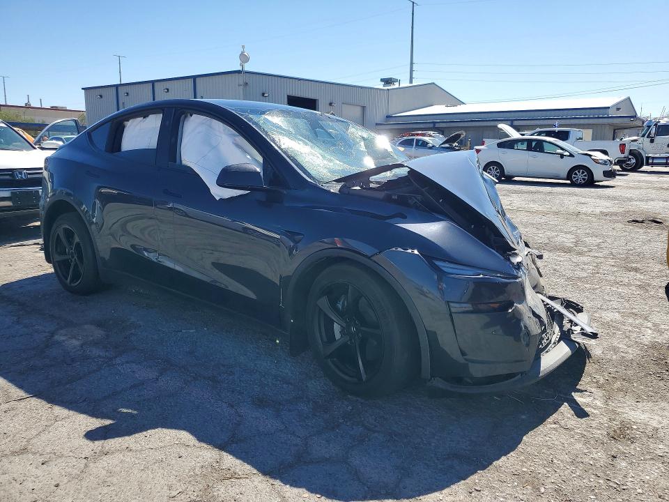 2026 Tesla Model y VIN 7SAYGDEE2TF391588 COPART salvage auction — FRONT END, Nv - Salvage Title, sold $19,000 on 2026-09-04 (photo 4)