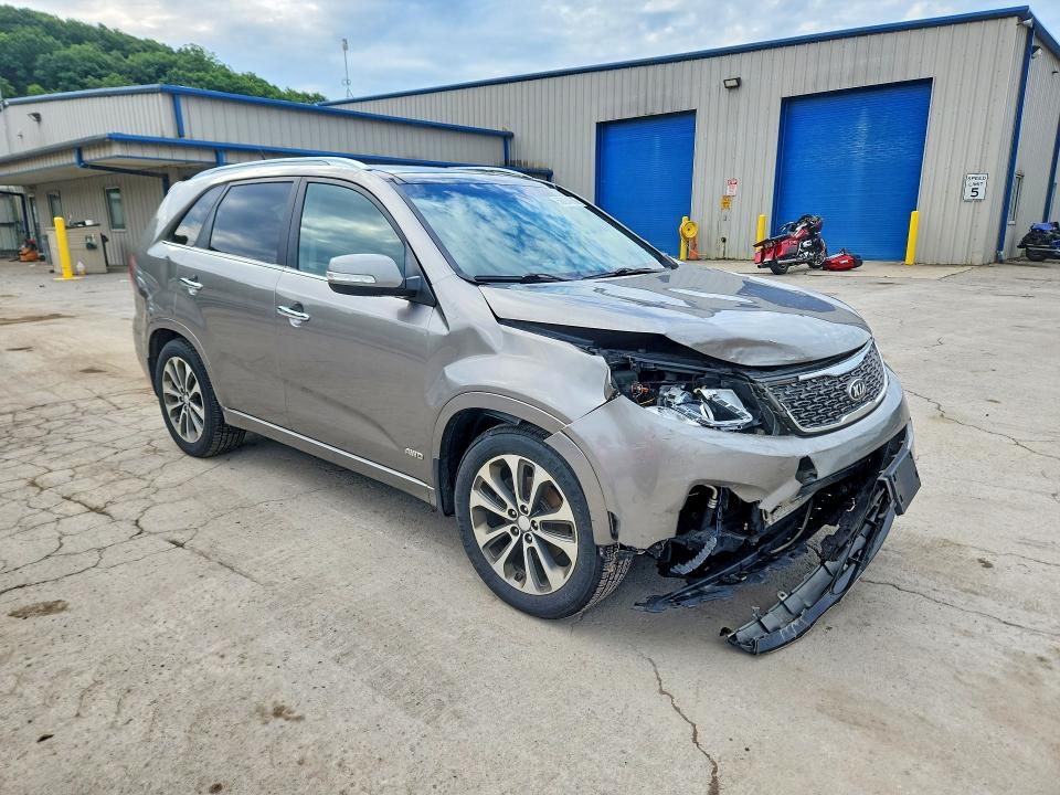 2014 Kia Sorento VIN 5XYKWDA70EG465938 COPART salvage auction — FRONT END, Pa - Certificate Of Salvage, sold $650 on 2026-07-16 (photo 4)