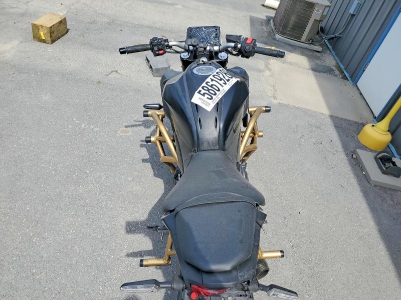 2025 Yamaha Mt07 VIN JYARM48E5SA000751 COPART salvage auction — ALL OVER, VA - CERT OF TITLE - SALVAGE, sold $425 on 2026-07-30 (photo 6)