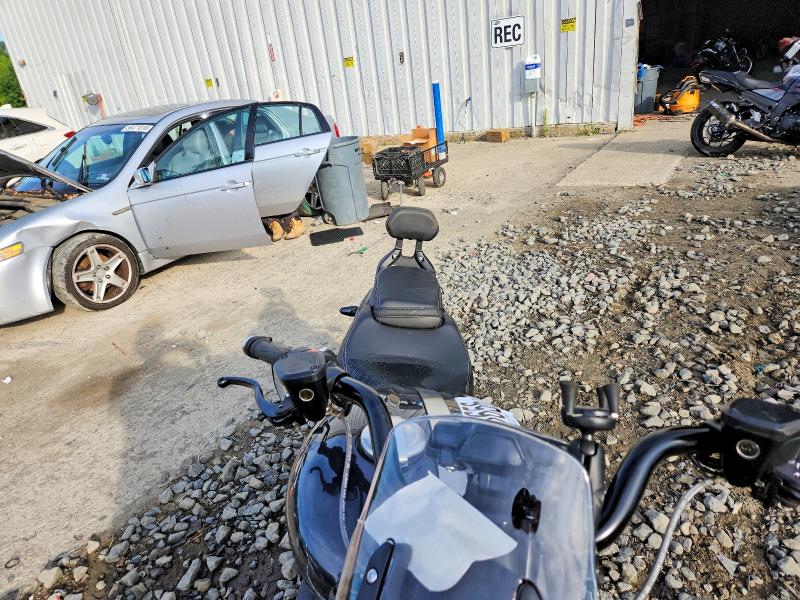 2026 Triumph motorcycle Rocket VIN SMTY1BJT2TTCM2087 COPART salvage auction — SIDE, NJ - CERT OF TITLE-SALVAGE, sold $2,100 on 2026-07-30 (photo 5)