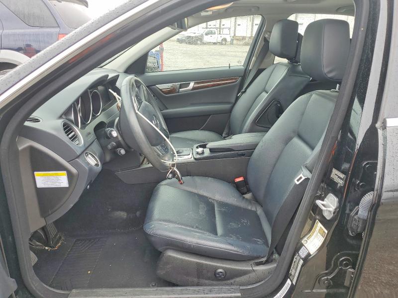 2013 Mercedes-benz C-klasse VIN WDDGF8AB5DR244732 COPART salvage auction — REAR END, KY - CERT OF TITLE-SALVAGE, sold $1,800 on 2026-07-27 (photo 7)