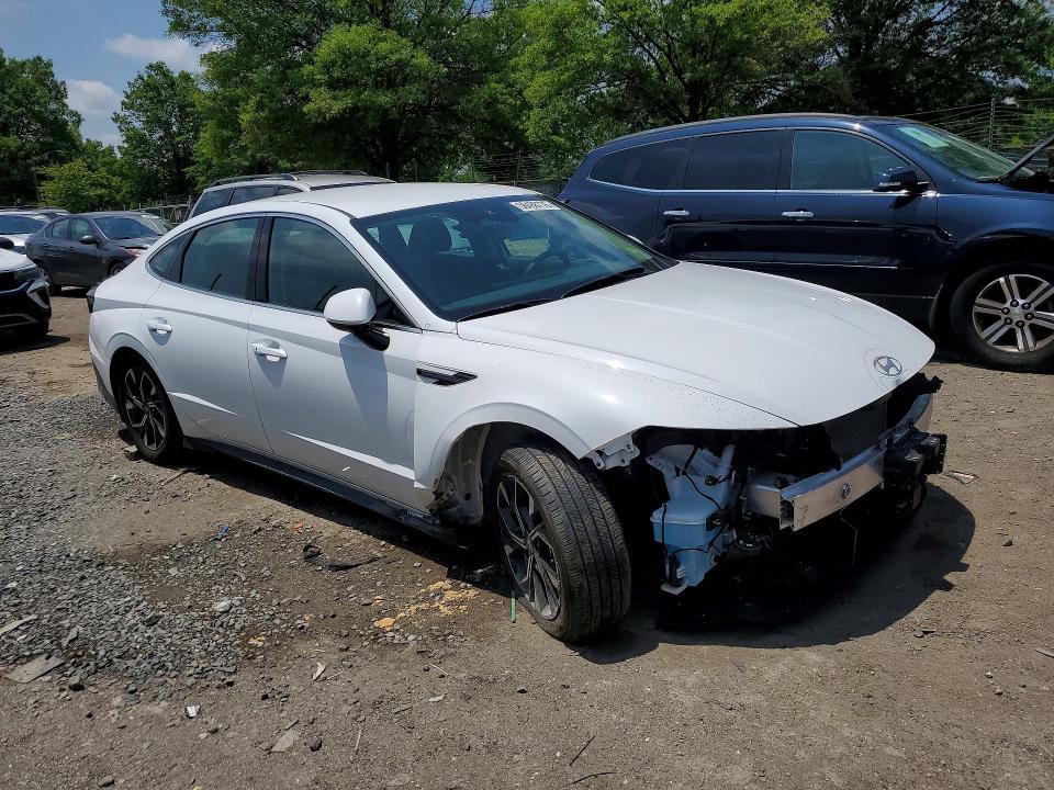 2025 Hyundai Sonata VIN KMHL64JA0SA480382 COPART salvage auction — FRONT END, Salvage Title, sold $7,600 on 2026-08-20 (photo 4)