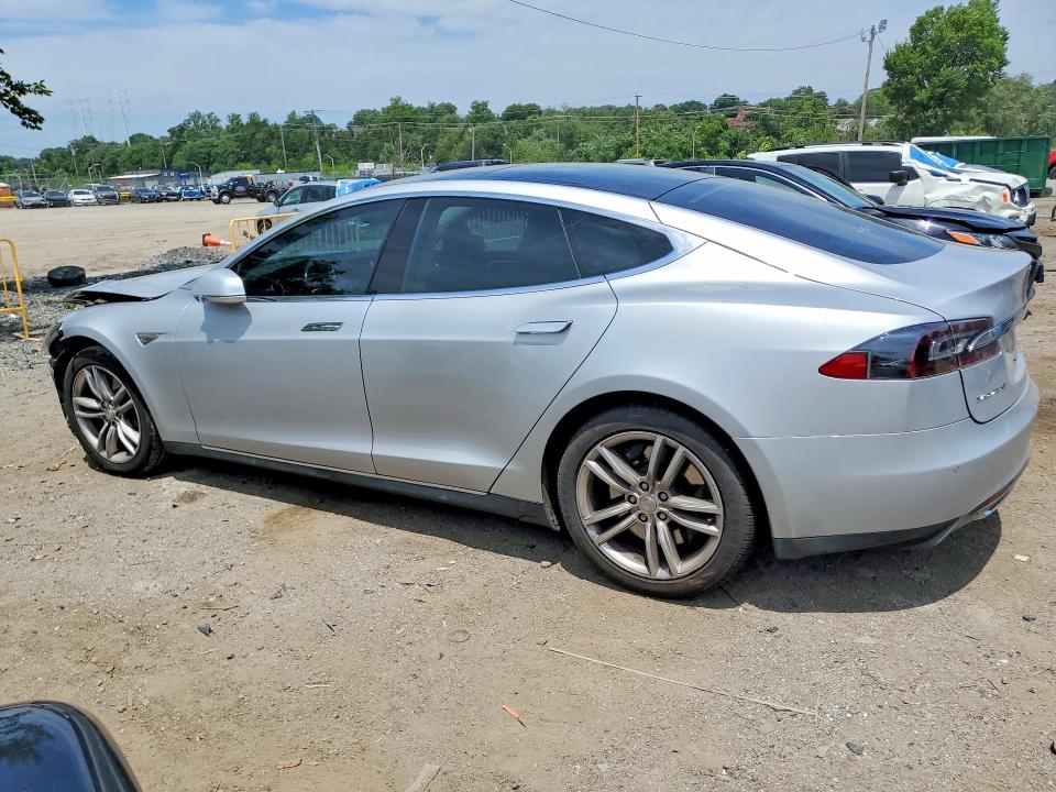 2014 Tesla VIN 5YJSA1H10EFP53321 COPART salvage auction — FRONT END, Md - Cert Of Salvage > 75% Damage, sold $1,950 on 2026-07-09 (photo 2)