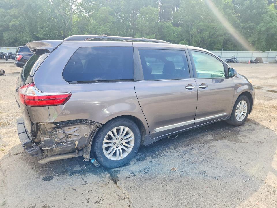 2017 Toyota VIN 5TDYZ3DC6HS793277 COPART salvage auction — FRONT END, La - Cert Of Title-Salvage, sold $3,500 on 2026-07-02 (photo 3)