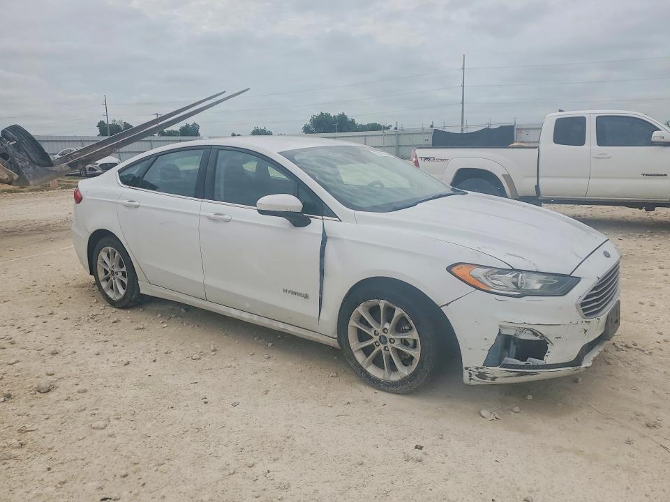 2019 Ford Fusion VIN 3FA6P0LU1KR225010 COPART salvage auction — FRONT END, TX - SALVAGE VEHICLE TITLE, sold $1,700 on 2026-07-02 (photo 4)