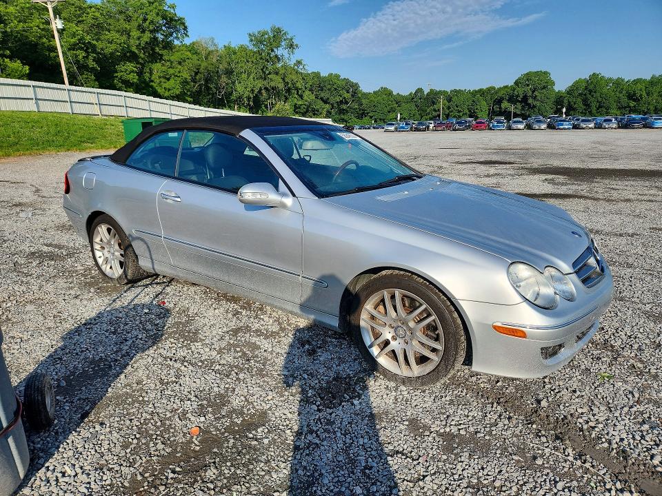2009 Mercedes-benz Clk-klasse VIN WDBTK56F09T108385 COPART salvage auction — REAR END, Nc - Salvage Certificate Of Title, sold $2,550 on 2026-07-22 (photo 4)
