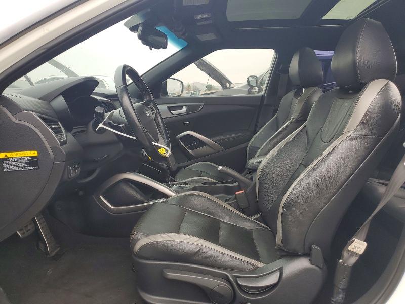 2016 Hyundai Veloster VIN KMHTC6AE0GU282172 COPART salvage auction — MINOR DENT/SCRATCHES, Ca - Dis/Dlr/Exp Only Clean Title (P), sold $1,300 on 2026-07-15 (photo 7)
