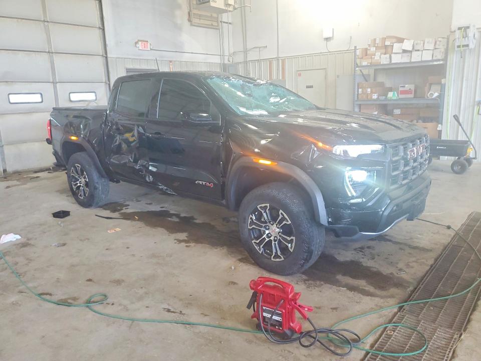 2023 Gmc Canyon VIN 1GTP6DEK7P1135236 COPART salvage auction — FRONT END, Co - Public - Salvage Title, sold $7,900 on 2026-08-25 (photo 4)