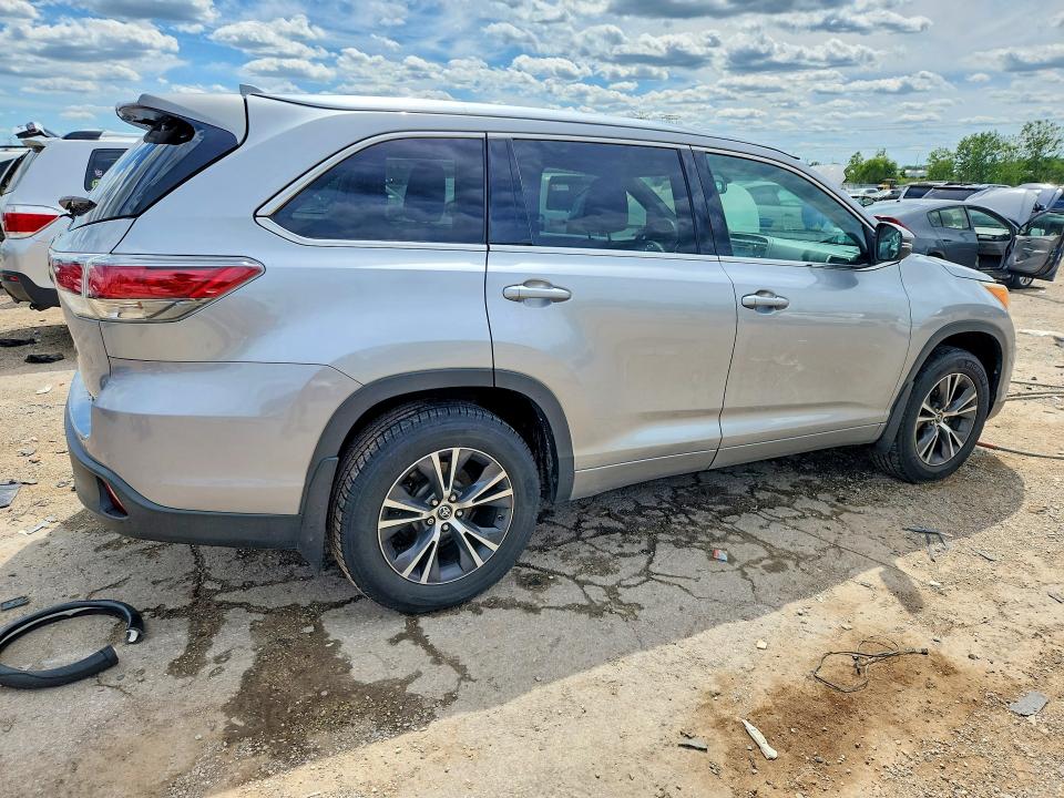 2016 Toyota Highlander VIN 5TDJKRFH9GS502304 COPART salvage auction — SIDE, Il - Salvage Certificate, sold $5,400 on 2026-07-28 (photo 3)
