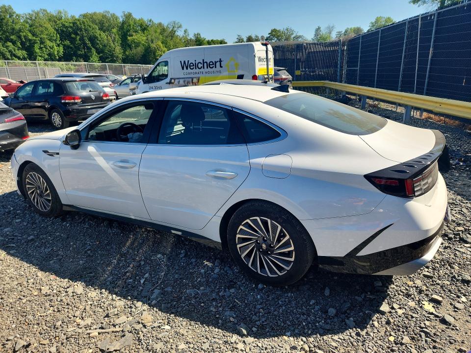 2025 Hyundai Sonata VIN KMHL34JJ1SA121499 COPART salvage auction — FRONT END, Md - Cert Of Salvage > 75% Damage, sold $11,800 on 2026-07-31 (photo 2)
