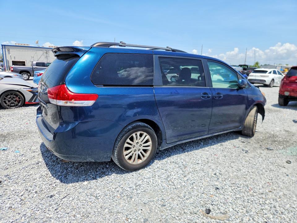 2011 Toyota Sienna VIN 5TDYK3DC9BS085181 COPART salvage auction — FRONT END, Fl - Certificate Of Destruction, sold $1,500 on 2026-07-06 (photo 3)