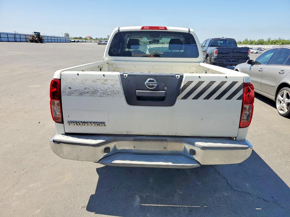 2015 Nissan Navara (frontier) VIN 1N6BD0CT3FN731050 COPART salvage auction — FRONT END, Ca - Dis/Dlr/Exp Only Clean Title, sold $2,150 on 2026-07-09 (photo 6)