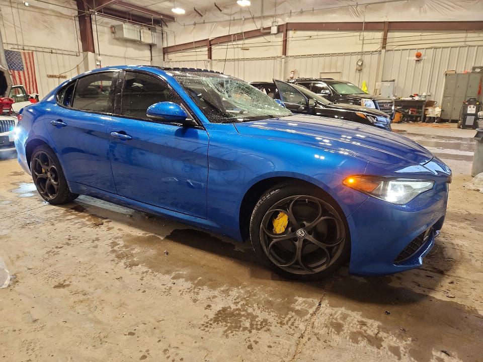 2019 Alfa romeo Giulia VIN ZARFANBN9K7602022 COPART salvage auction — ROOF, Wi - Junked Vehicle Bill Of Sale, sold $3,850 on 2026-07-20 (photo 4)