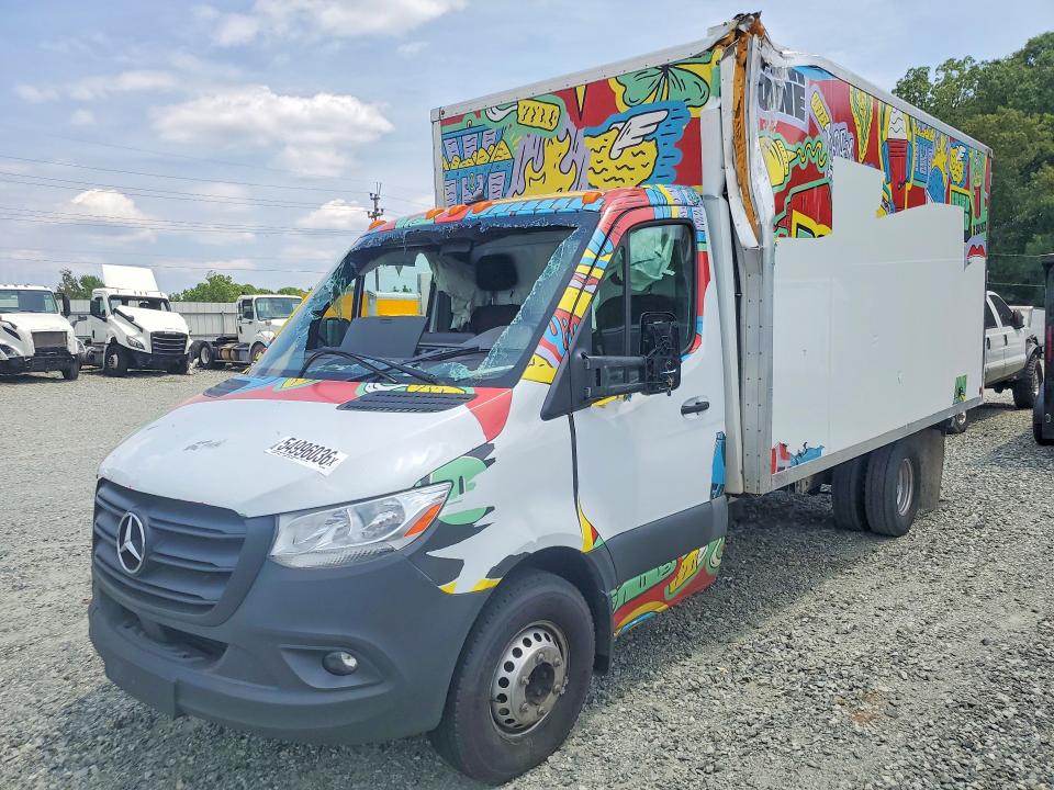 2022 Mercedes-benz Sprinter VIN W1X8E33Y7NN210001 COPART salvage auction — SIDE, Nc - Salvage Certificate Of Title, sold $3,100 on 2026-07-29 (photo 1)