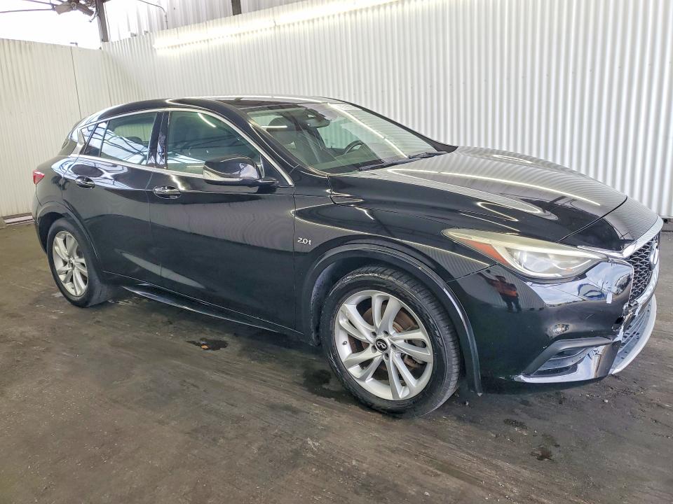 2018 Infiniti Qx30 VIN SJKCH5CP4JA059928 COPART salvage auction — MINOR DENT/SCRATCHES, FL - CERTIFICATE OF TITLE, sold $3,500 on 2026-07-07 (photo 4)