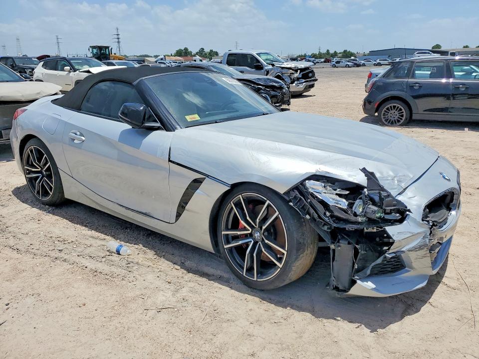 2021 BMW Z4 VIN WBAHF9C06MWX22560 COPART salvage auction — FRONT END, Md - Cert Of Salvage < 75% Damage, sold $17,400 on 2026-07-10 (photo 4)