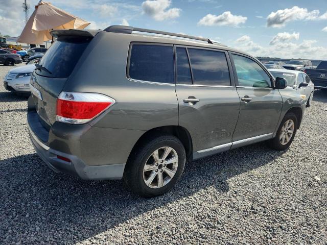 2011 Toyota Highlander VIN 5TDZA3EH2BS015796 COPART salvage auction — MINOR DENT/SCRATCHES, Fl - Certificate Of Title, sold $3,100 on 2026-07-17 (photo 3)