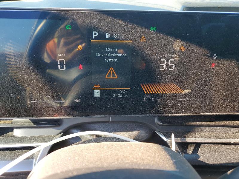 2026 Kia Carnival VIN KNDNB5K33T6587204 COPART salvage auction — FRONT END, TX - SALVAGE VEHICLE TITLE, sold $6,100 on 2026-07-22 (photo 9)