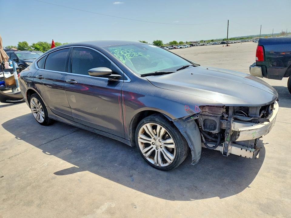 2015 Chrysler 200 VIN 1C3CCCAB8FN639118 COPART salvage auction — FRONT END, Tx - Salvage Vehicle Title, sold $925 on 2026-07-09 (photo 4)