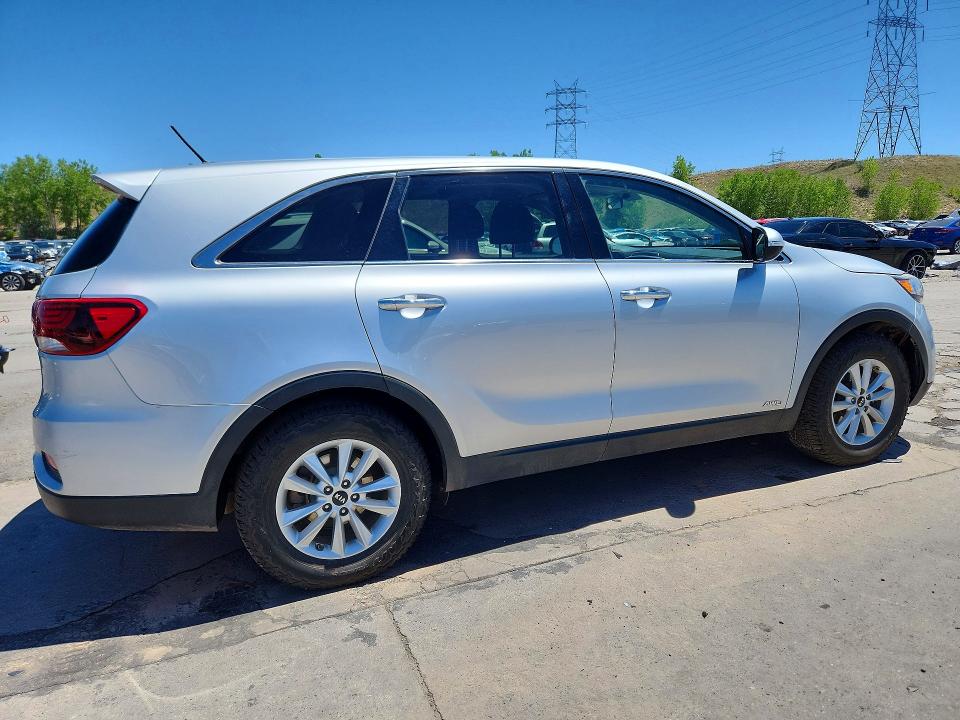2019 Kia Sorento VIN 5XYPGDA56KG486094 COPART salvage auction — HAIL, Co - Certificate Of Title, sold $2,200 on 2026-07-06 (photo 3)