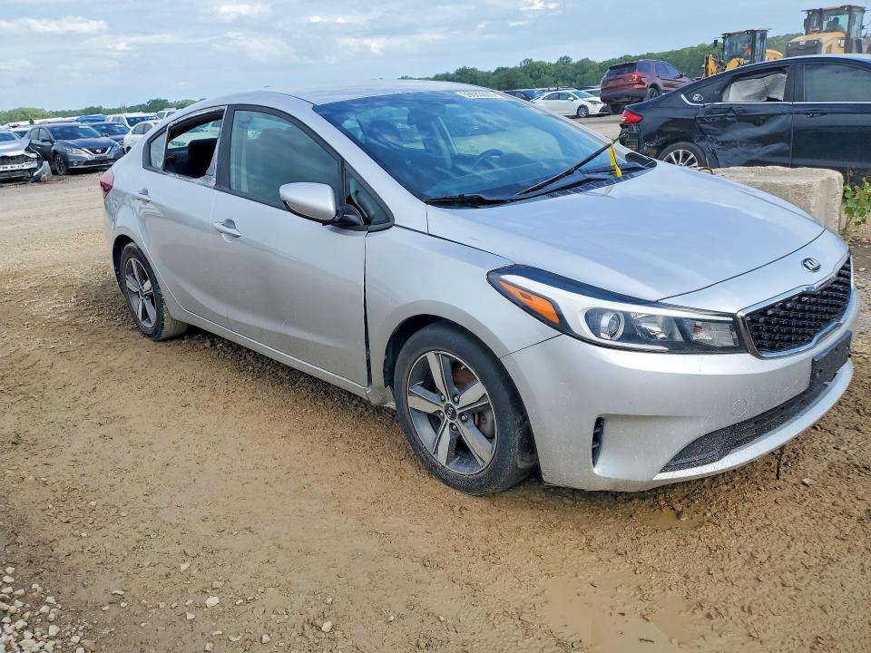 2018 Kia Forte VIN 3KPFL4A72JE177436 COPART salvage auction — MECHANICAL, Oh - Certificate Of Title, sold $1,200 on 2026-07-09 (photo 4)