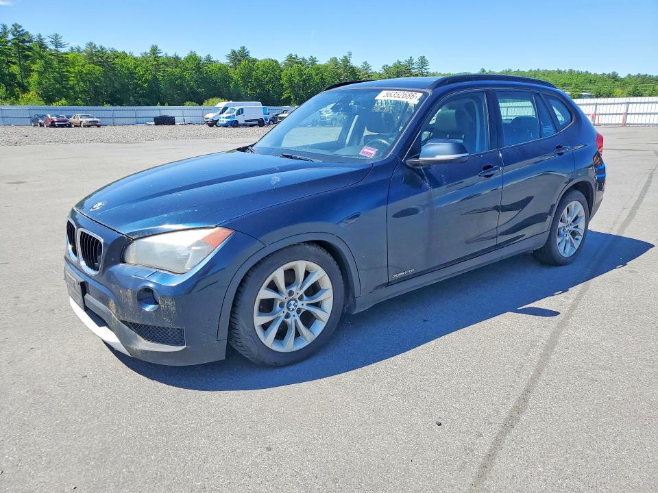 2014 BMW X1 VIN WBAVL1C56EVY13098 COPART salvage auction — NORMAL WEAR, Me - Certificate Of Title, sold $400 on 2026-07-07 (photo 1)