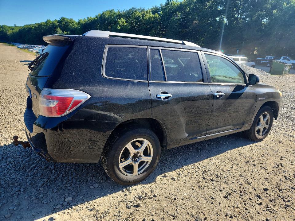 2009 Toyota Highlander hybrid VIN JTEEW44A192035898 COPART salvage auction — MECHANICAL, Ma - Certificate Of Title, sold $1,000 on 2026-07-06 (photo 3)