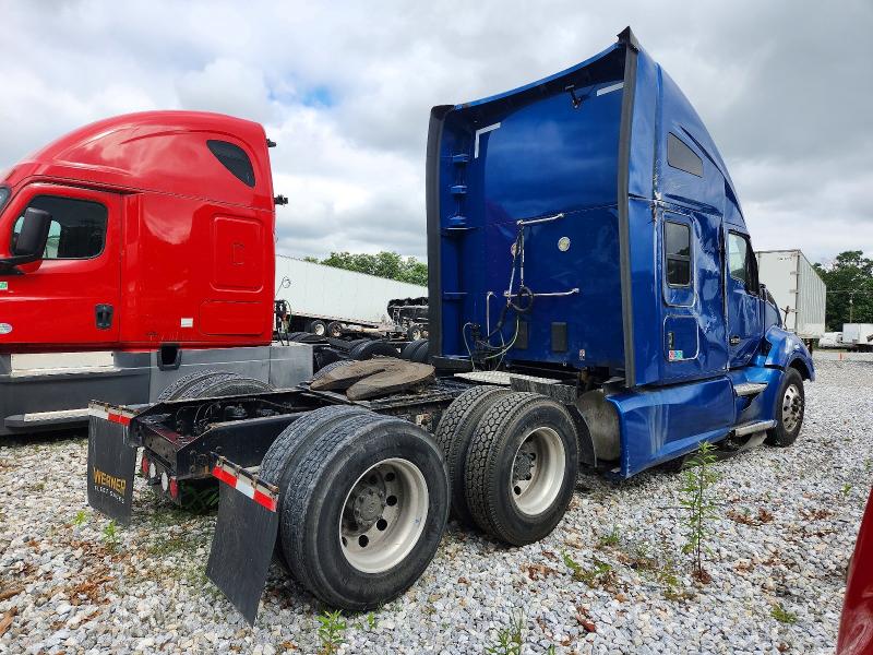 2021 Kenworth Construction VIN 1XKYD49X7MJ437478 COPART salvage auction — ALL OVER, PA - CERTIFICATE OF SALVAGE, sold $7,500 on 2026-07-16 (photo 4)