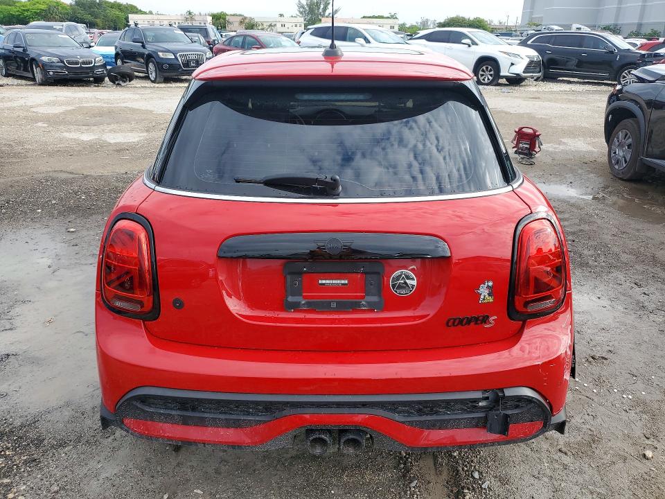 2024 Mini Cooper VIN WMW53DK03R2U72385 COPART salvage auction — FRONT END, FL - CERT OF TITLE SLVG REBUILDABLE, sold $6,200 on 2026-07-31 (photo 6)