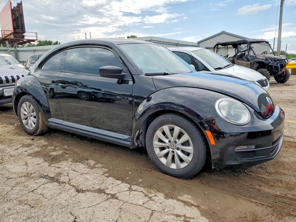 2014 Volkswagen VIN 3VWFP7AT7EM624080 COPART salvage auction — HAIL, Ks - Cert Of Title-Salvage, sold $2,100 on 2026-08-10 (photo 4)