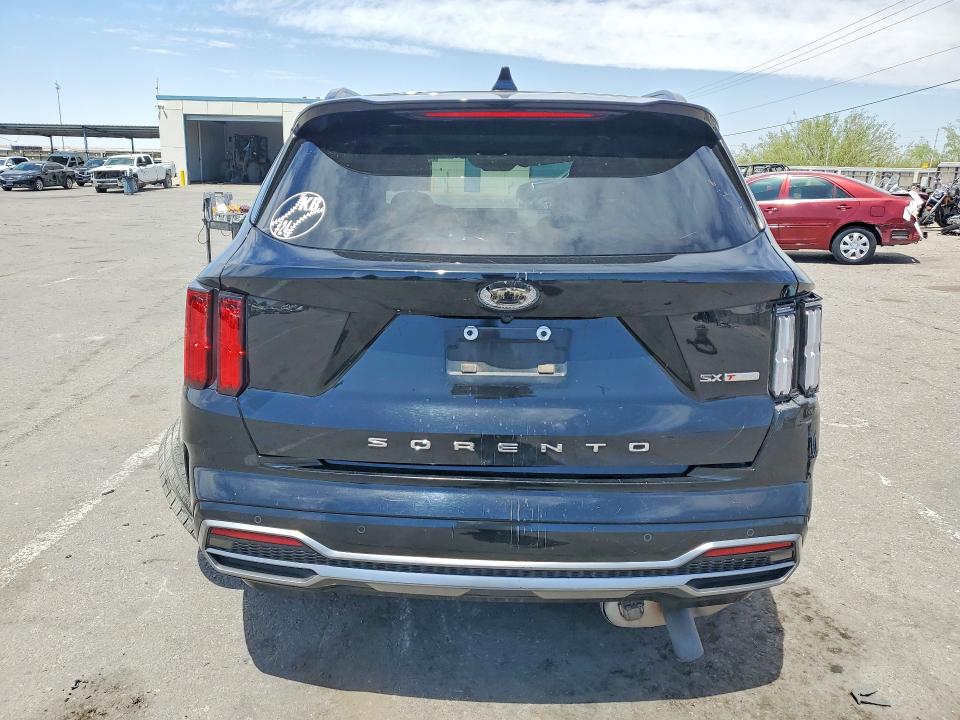2021 Kia Sorento VIN 5XYRK4LF3MG032885 COPART salvage auction — REAR END, Tx - Salvage Vehicle Title, sold $150 on 2026-07-24 (photo 6)