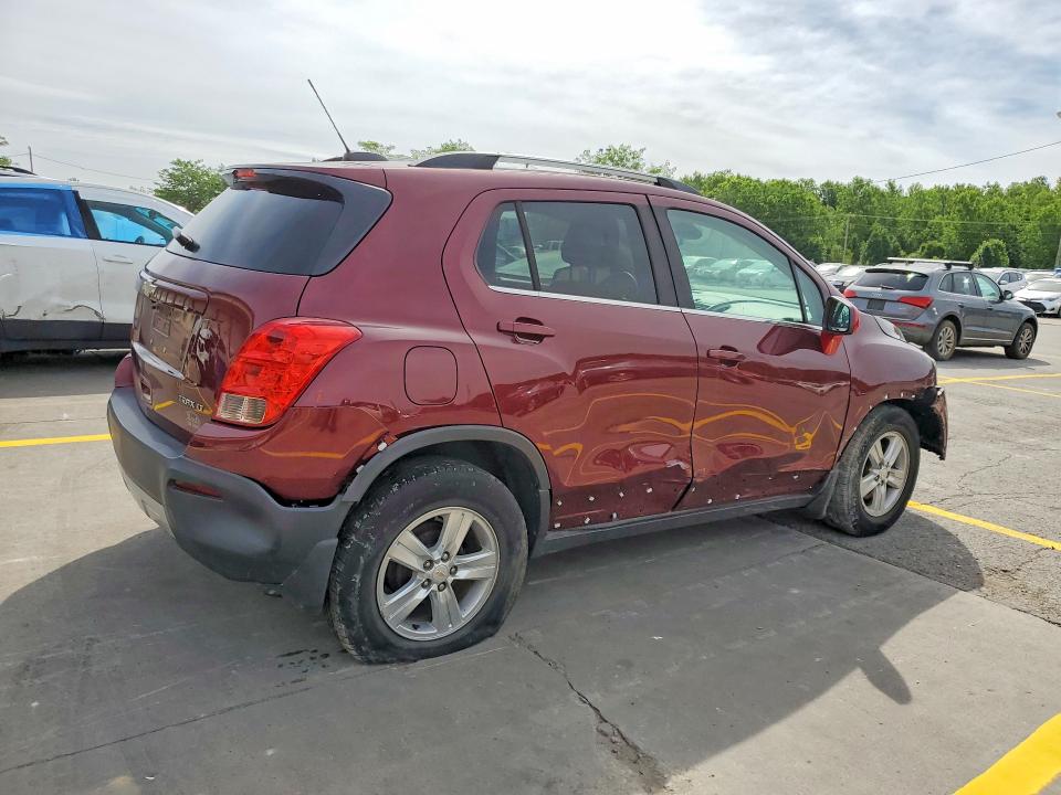 2016 Chevrolet Trax VIN 3GNCJLSB0GL273194 COPART salvage auction — SIDE, Ky - Cert Of Title-Rebuilt Vehicle, sold $550 on 2026-07-09 (photo 3)