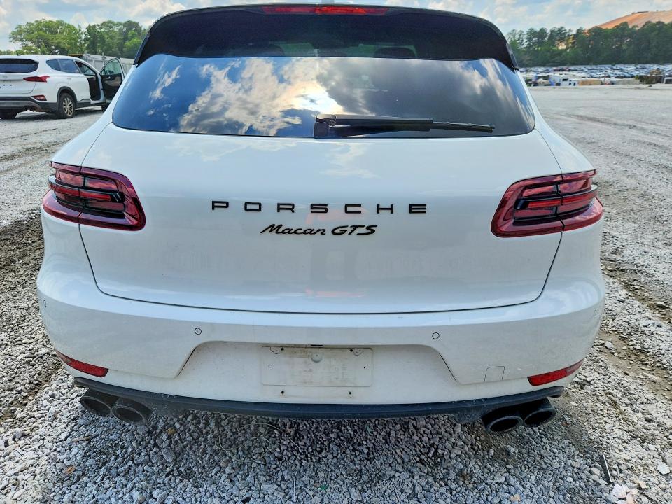 2018 Porsche Macan VIN WP1AG2A5XJLB65008 COPART salvage auction — MINOR DENT/SCRATCHES, Mt - Certificate Of Title, sold $15,400 on 2026-08-04 (photo 6)