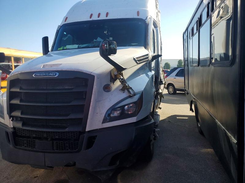 2025 Freightliner Cascadia 126 VIN 3AKJHHDR8SSVY1041 COPART salvage auction — ALL OVER, OH - CERT OF TITLE-SALVAGE, sold $33,250 on 2026-07-09 (photo 2)