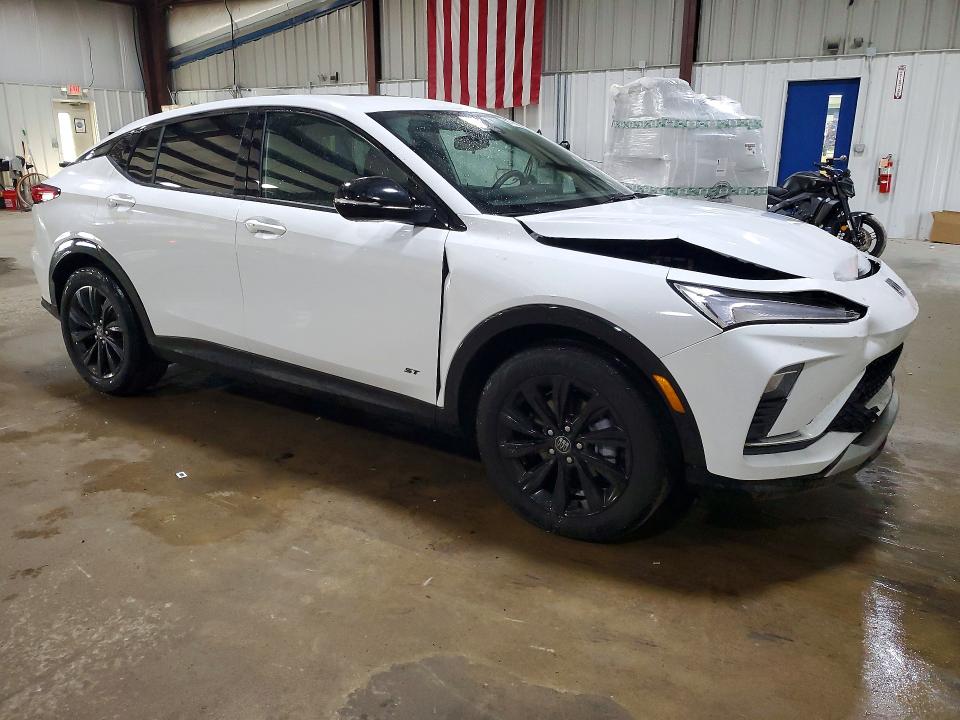 2025 Buick . VIN KL47LBEP2SB239302 COPART salvage auction — FRONT END, Sc - Cert Of Title-Salvage, sold $10,300 on 2026-08-26 (photo 4)