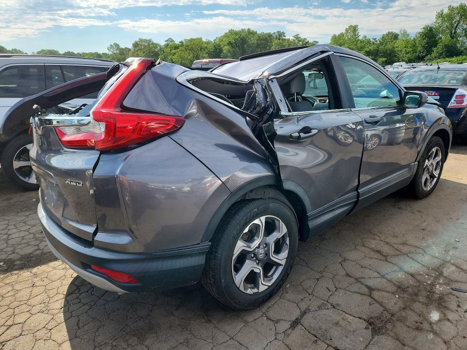2018 Honda Cr-v VIN 7FARW2H55JE083241 COPART salvage auction — ALL OVER, CT - CERTIFICATE OF TITLE, sold $3,500 on 2026-07-31 (photo 3)