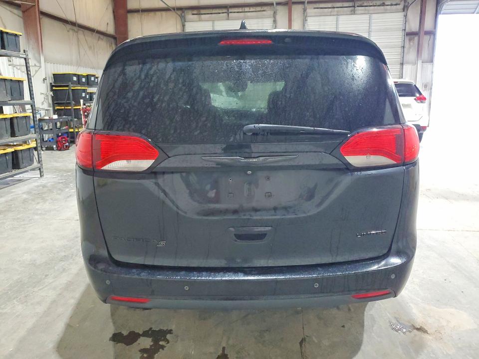 2018 Chrysler VIN 2C4RC1GG8JR230674 COPART salvage auction — HAIL, Ok - Cert Of Title-Salvage, sold $5,800 on 2026-07-22 (photo 6)
